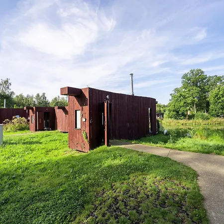 بيت للعطل Luxurious Nature Escape *