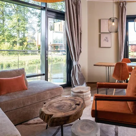 Luxurious Nature Escape