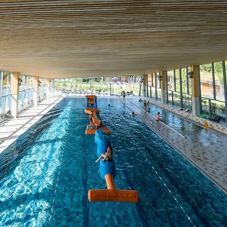 Luxurious Nature Escape 펜션 Antoing