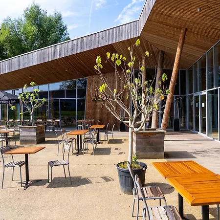 Luxurious Nature Escape بيت للعطل