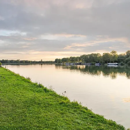 Luxurious Nature Escape *